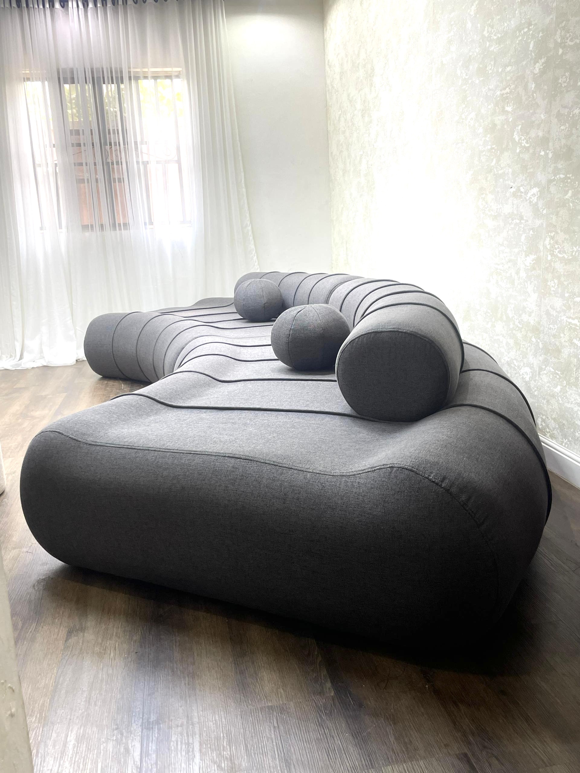 Cava Sofa